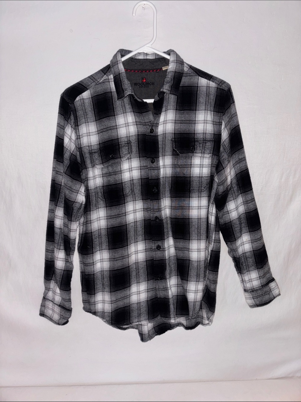 Woolrich Black & White Plaid Long-Sleeve Button-Down Shirt